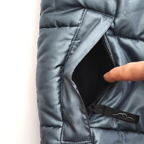 Far West Men's Puffer  Steel Blue Vest Size Medium Pockets Size Medium - Picture 6 of 11